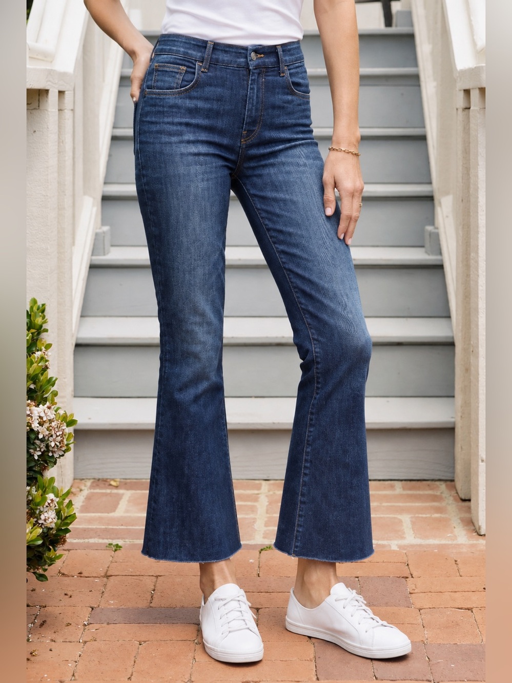 👖 Frank & Eileen Killian Flare Jeans Size 29 High Rise Dark Wash Denim 👖